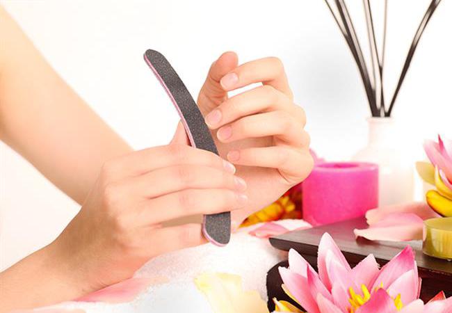 Как подобрать мастера по маникюру и педикюру? Как подобрать мастера по маникюру и педикюру?