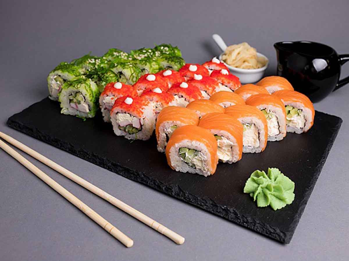 Суши – красота соблюдения японской традиции Суши – красота соблюдения японской традиции