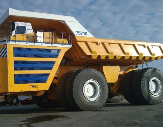 Самый большой автомобиль на планете БелАЗ 75710