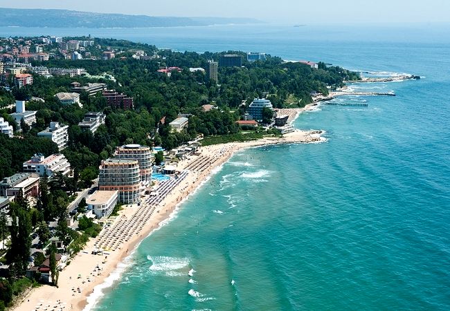 Куда улететь этим летом на отдых? Горящие туры в Болгарию Куда улететь этим летом на отдых? Горящие туры в Болгарию