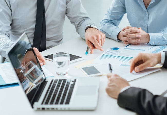 Зачем нужен электронный документооборот? Зачем нужен электронный документооборот?