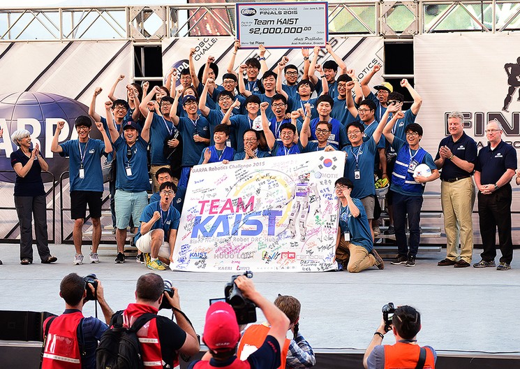 Олимпиада роботов DARPA Robotics Challenge