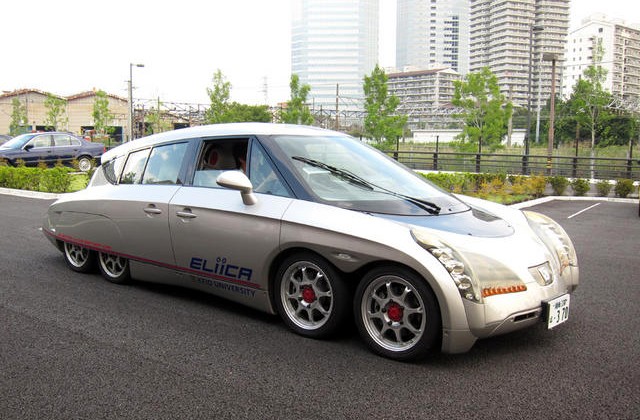 Японский электромобиль SIM-Drive Ellica