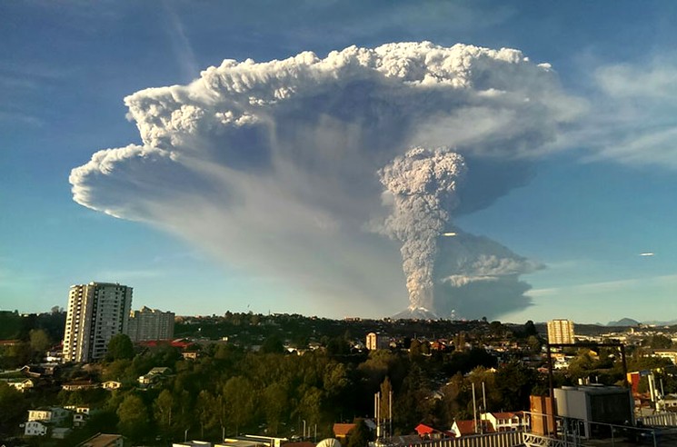 Фотоснимок вулкана Кальбуко в Чили