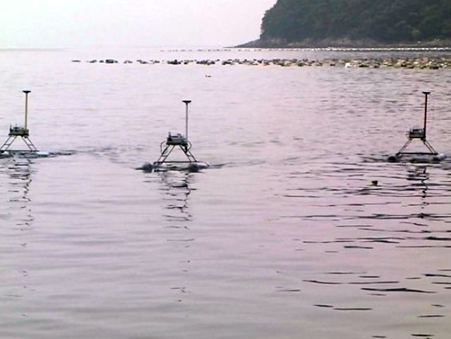 Три дрона JEROS в акватории залива Три дрона JEROS в акватории залива