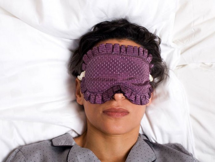 Сколько человек должен спать