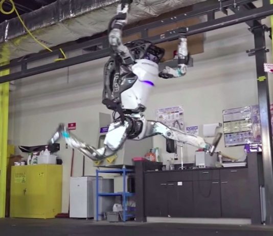 Робот Атлас — видео новых способностей от компании Boston Dynamics